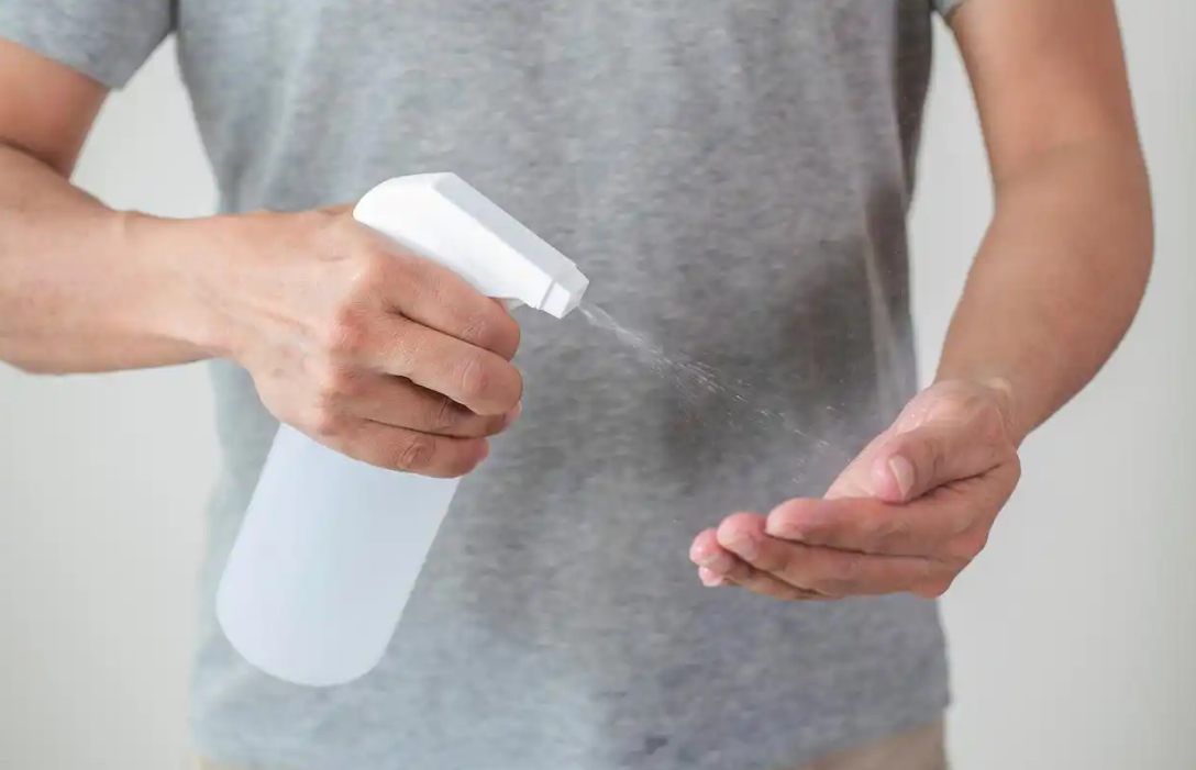 爱洁施——75%酒精喷雾正确用法